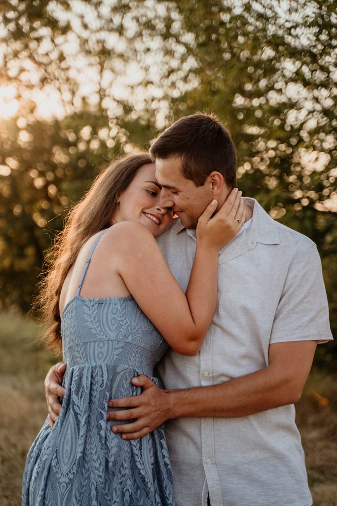 Photoshoot In Sarka, close up couple portrait, golden hour, sunset