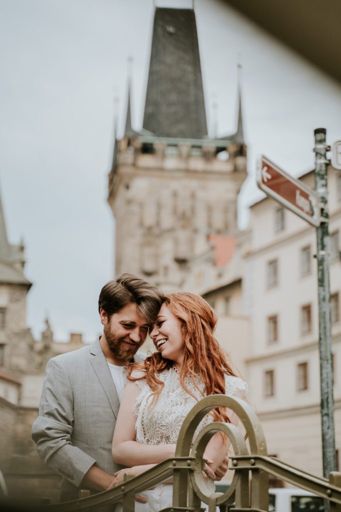 Vacation, photoshoot in Prague, couple photosession, Photographer in Prague, couple portrait, engagement in Prague