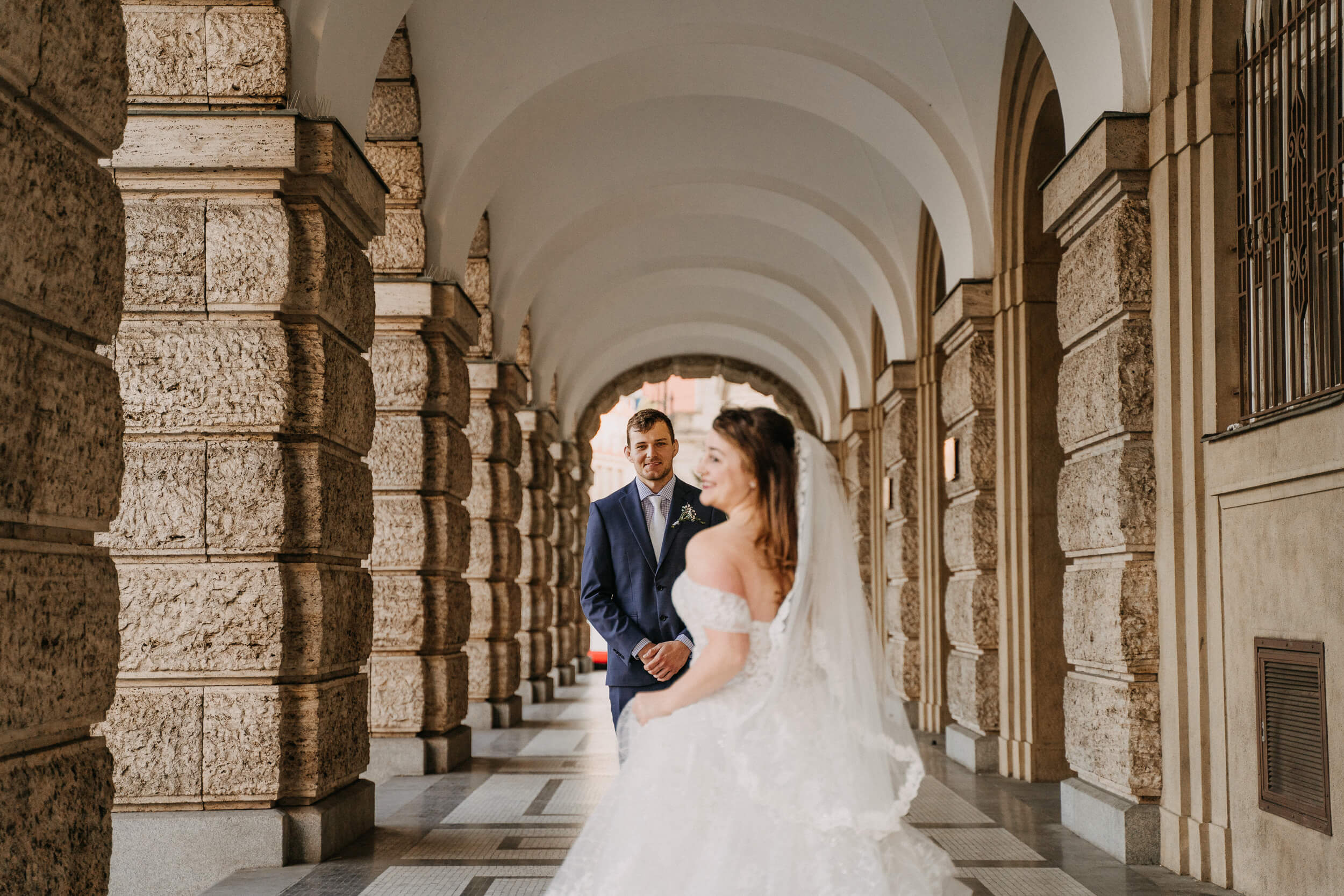 Wedding photographer prague, elopement prague, engagement photoshoot prague, surprise proposal photographer