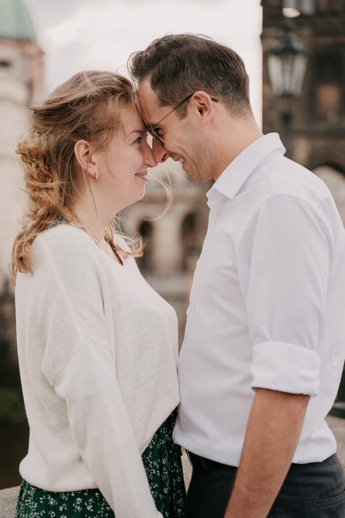 Suprise proposal photoshoot, engagement photoshoot prague, prague photographer, photographer in prague, vacation photoshoot