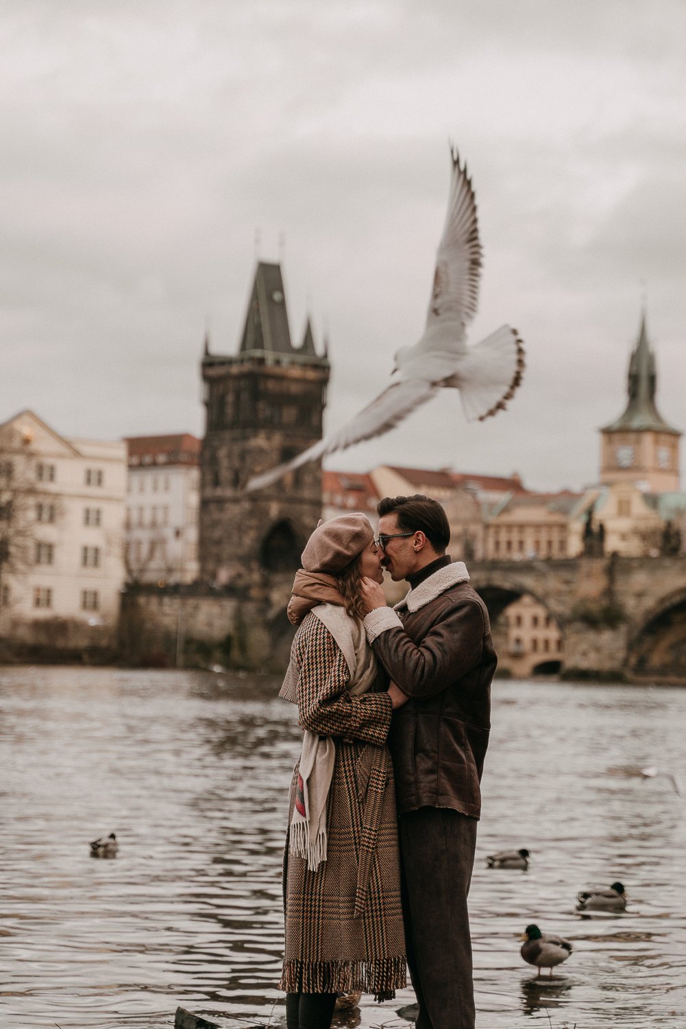 Couple photosession in Prague, Prague photographer, fotograf praha