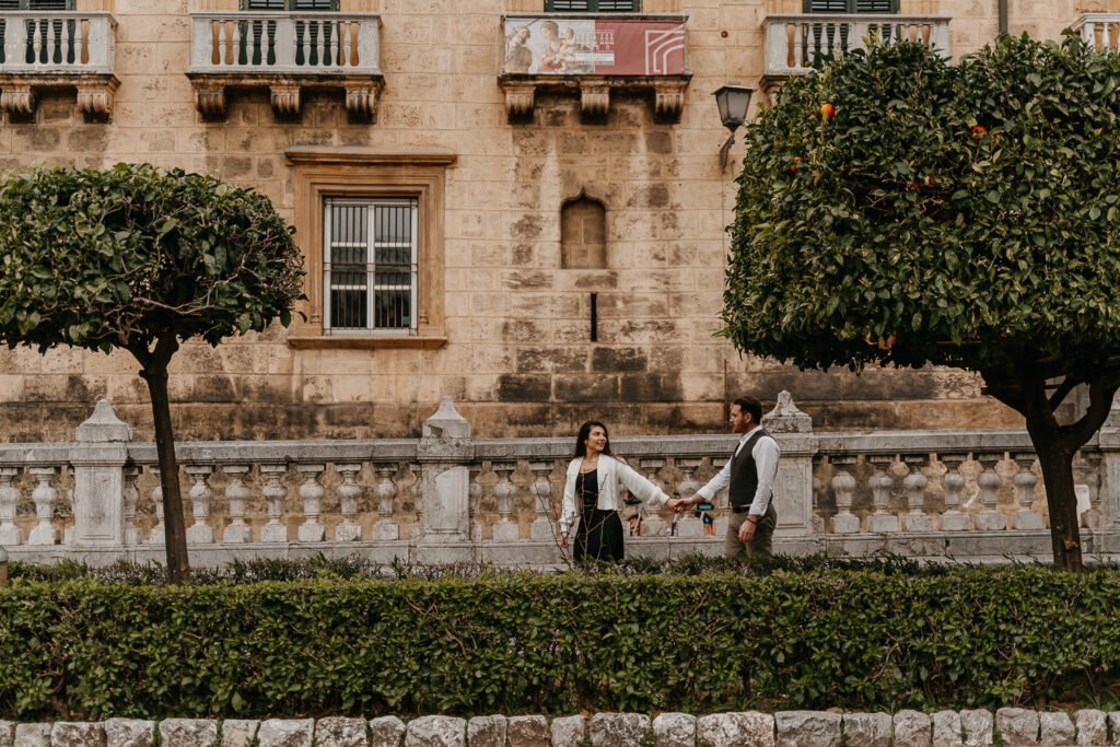 Couple photoshoot in Palermo, Palermo photographer, elopement sicily, elopement in palermo, engagement photoshoot sicily, sicily photographer, wedding photographer sicily