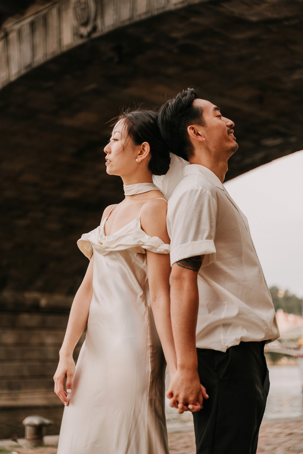 Honeymoon photoshoot, prewedding photoshoot, Avvagraphy, couple photosession prague, photographe rin prague