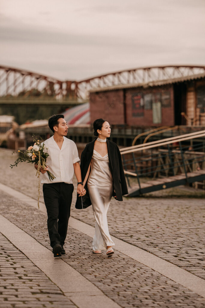 Honeymoon photoshoot, prewedding photoshoot, Avvagraphy, couple photosession prague, photographe rin prague