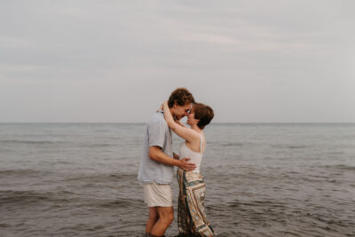 cefalu couple photoshoot, prewedding photographer sicily, honeymoon photographer sicily, engagement photoshoot sicily, beach couple photo ideas