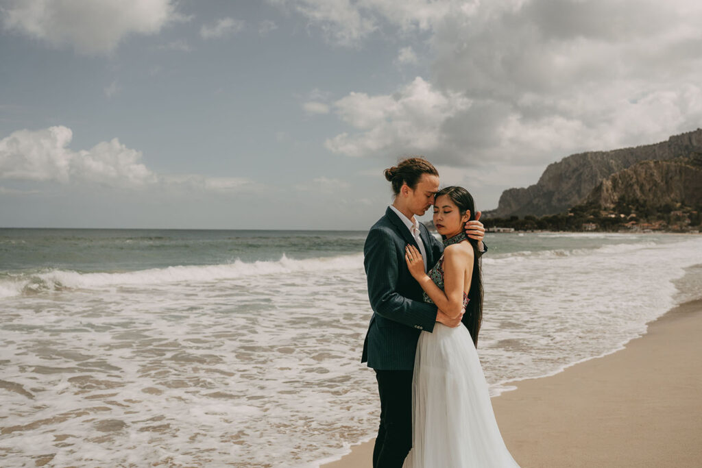 palermo photoshoot, mondello beach, palermo photographer, avvagraphy, europe destination photoshoot, elopement italy