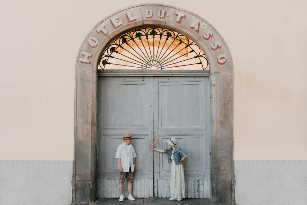 couple photoshoot in Sorrento, vacation photoshoot sorrento, naples photographer