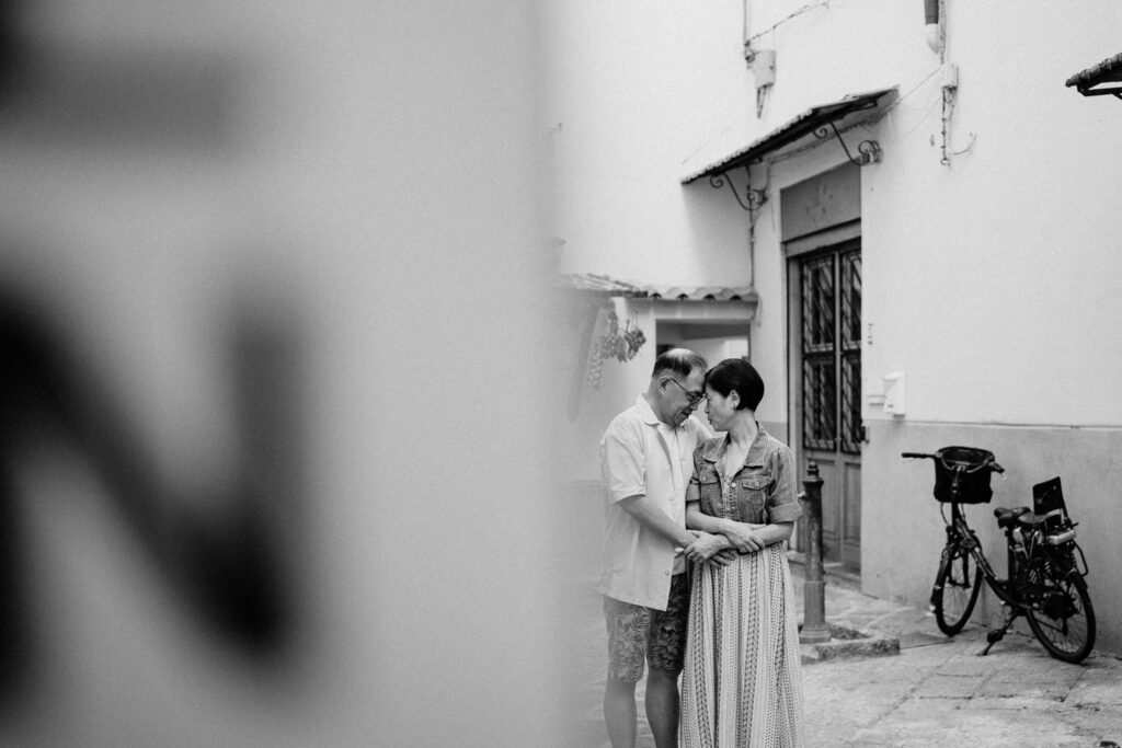 couple photoshoot in Sorrento, vacation photoshoot sorrento, naples photographer
