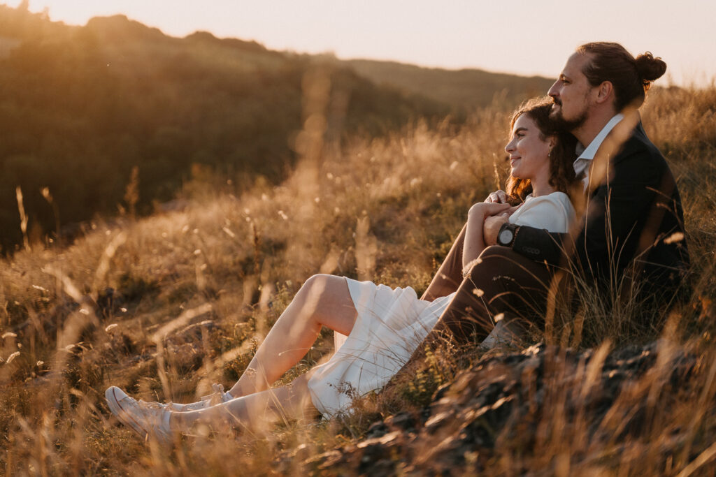 couple photoshoot in sarka, prewedding photoshoot prague, prague photographer