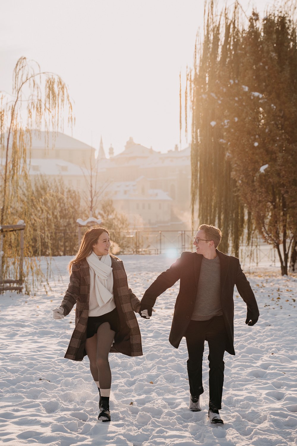 surprise proposal in Prague, prague photoshoot, engagement photoshoot prague, engagement photographer prague