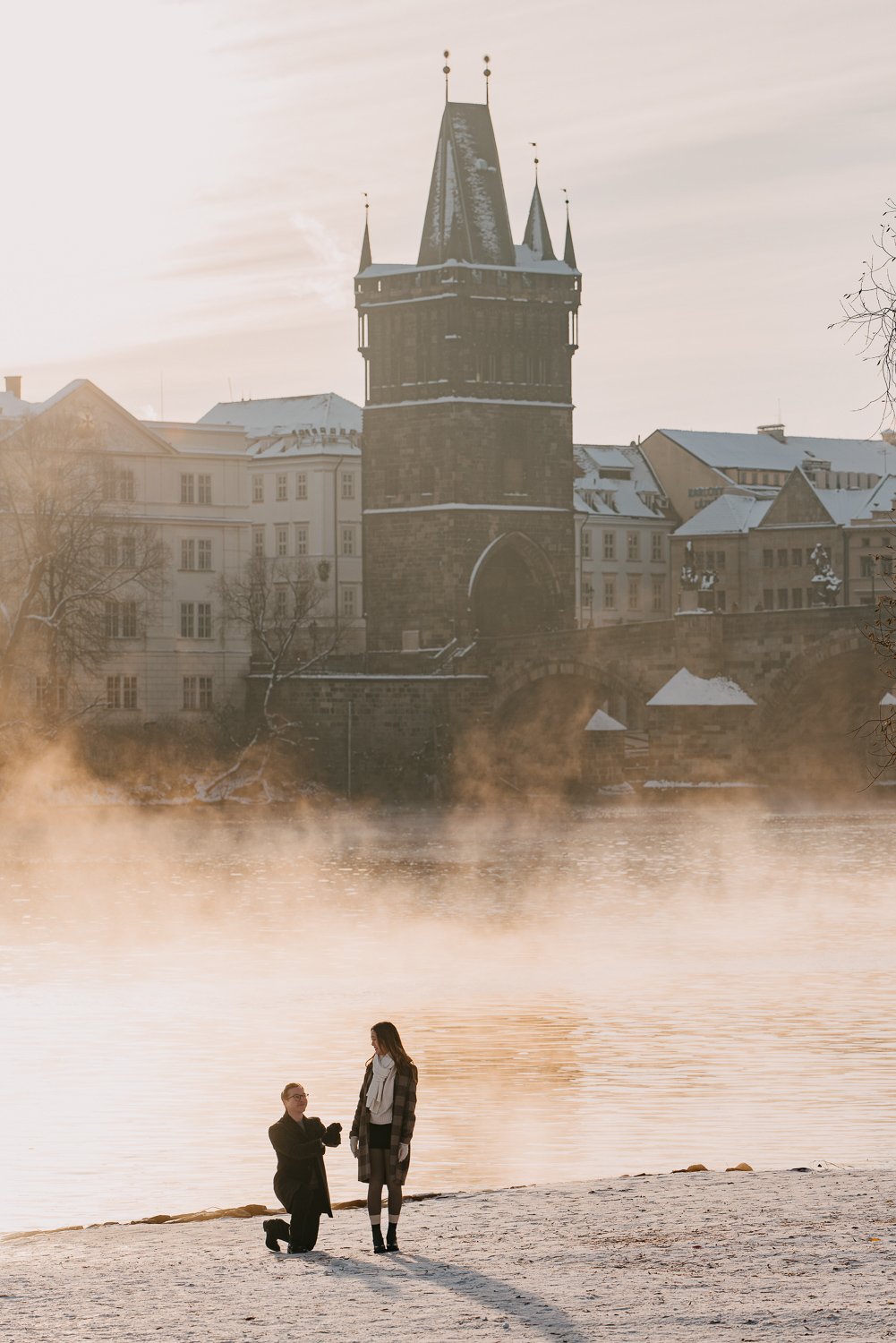 surprise proposal in Prague, prague photoshoot, engagement photoshoot prague, engagement photographer prague
