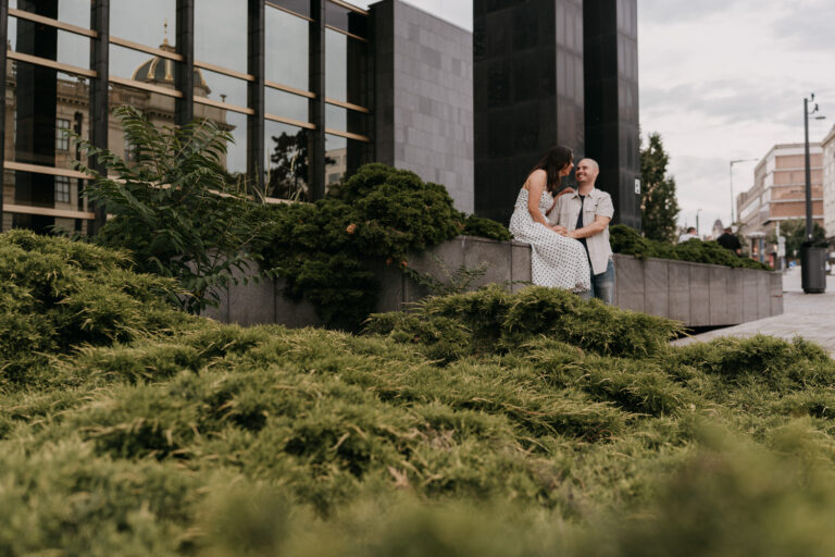 Best spots in prague for couple photoshoot, photographer in prague