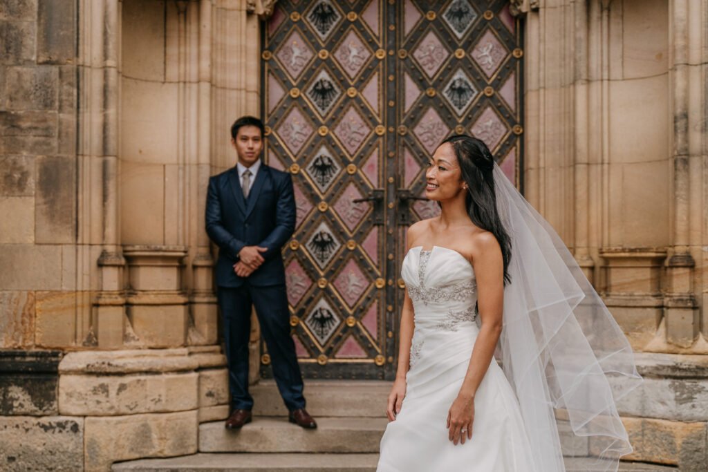 prewedding photoshoot at Vysehrad, prewedding photographer prague, best spots in prague for couple photo