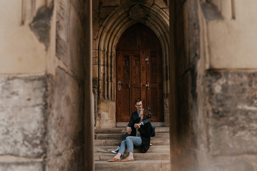 Couple photoshoot at prague castle, photoshoot in prague, prague photographer, avvagraphy
