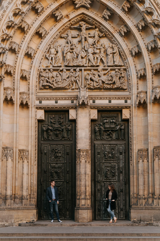 Couple photoshoot at prague castle, photoshoot in prague, prague photographer, avvagraphy