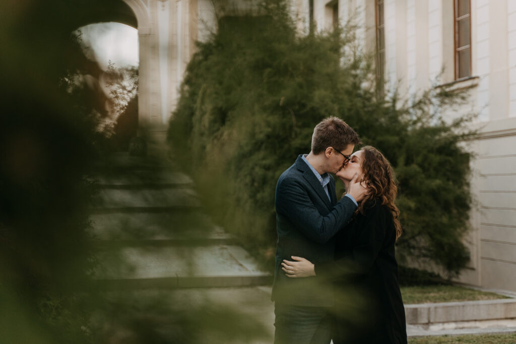 Couple photoshoot at prague castle, photoshoot in prague, prague photographer, avvagraphy