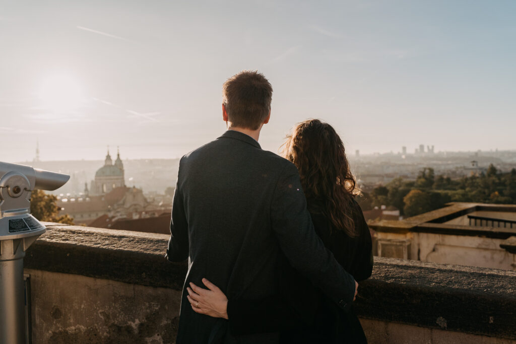 Couple photoshoot at prague castle, photoshoot in prague, prague photographer