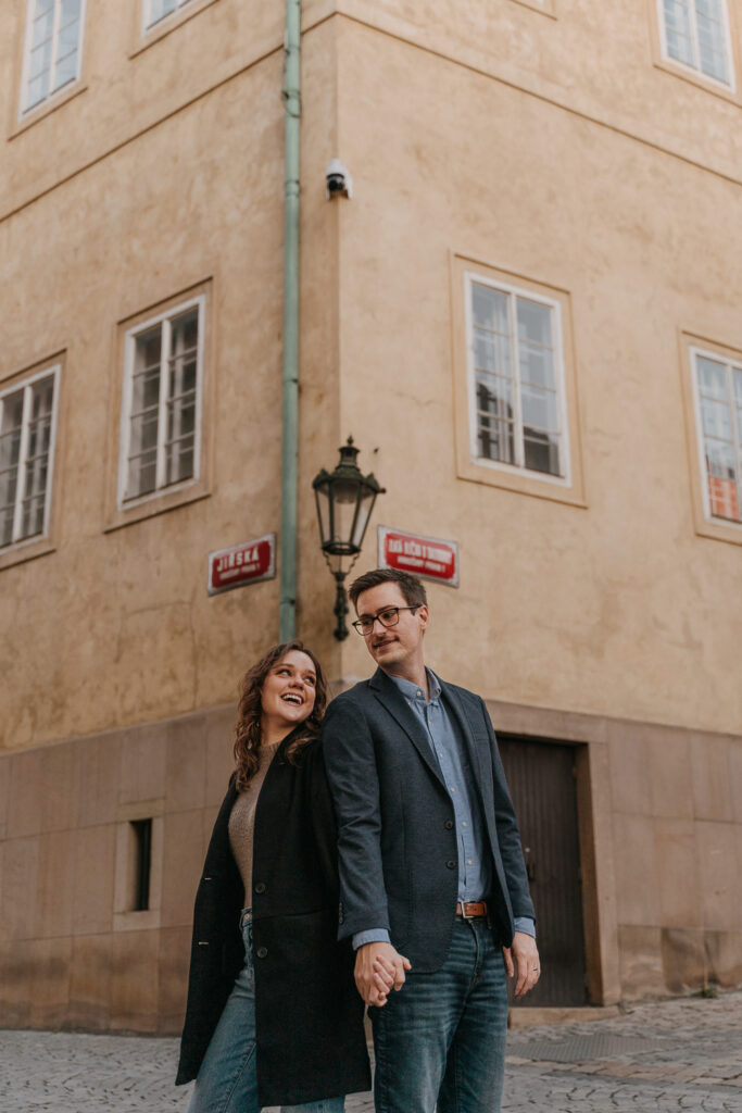 Couple photoshoot at prague castle, photoshoot in prague, prague photographer, avvagraphy