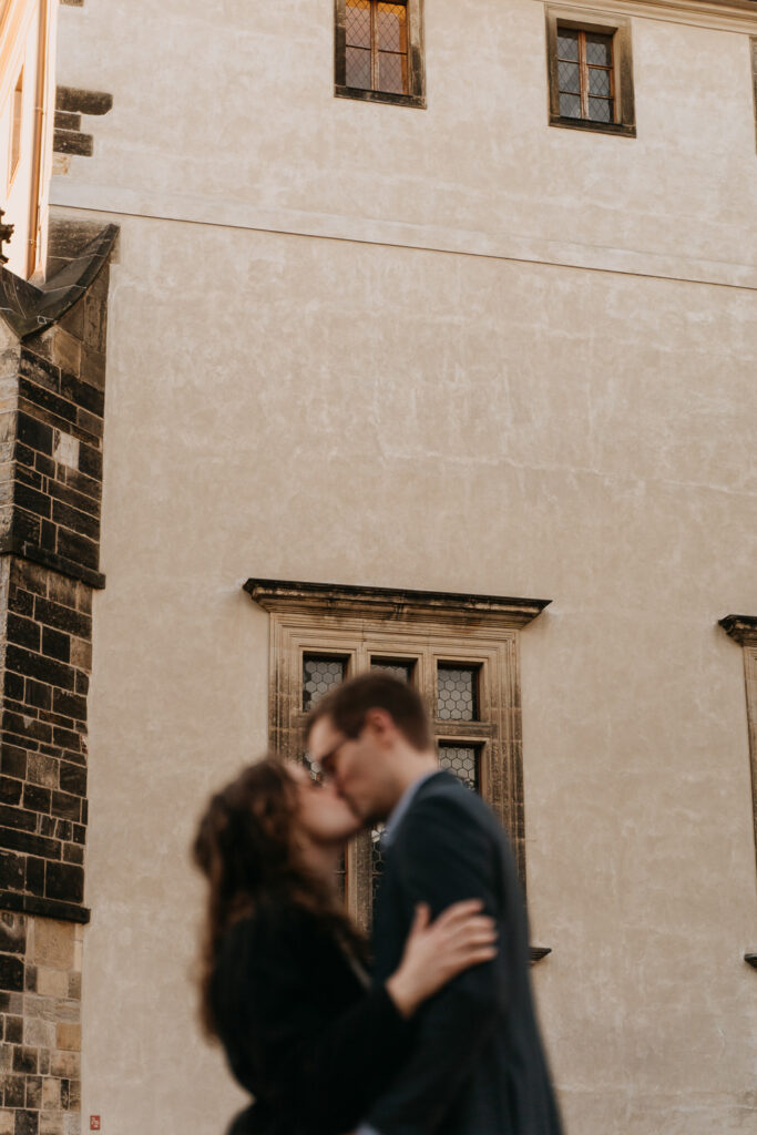 Couple photoshoot at prague castle, photoshoot in prague, prague photographer, avvagraphy