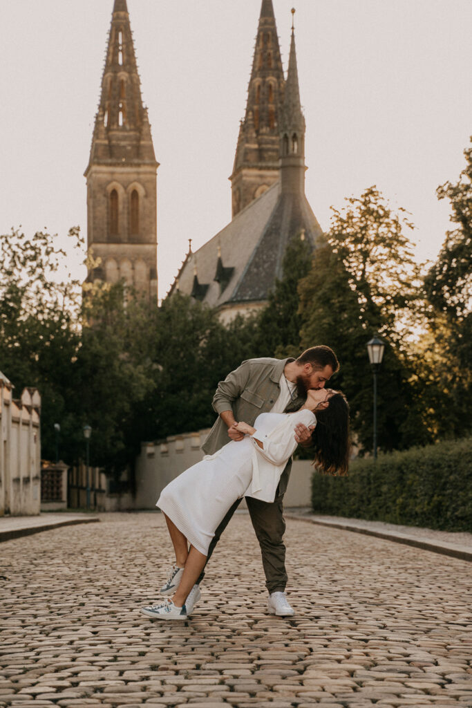 couple photoshoot prague, photographer in prague, engagement photoshoot prague