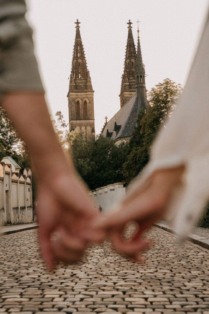 couple photoshoot prague, photographer in prague, engagement photoshoot prague