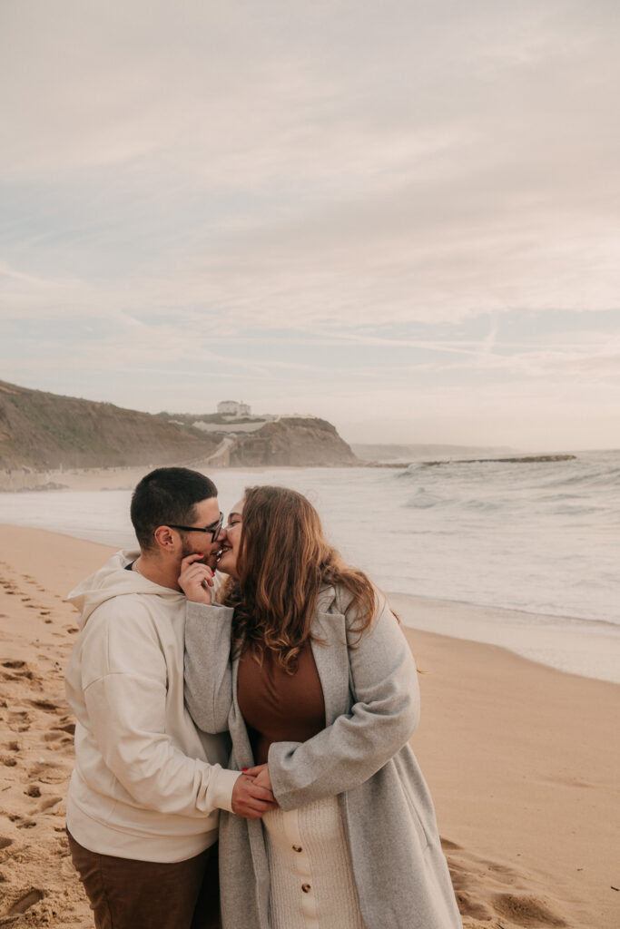 Couple photoshoot in Ericeira, ericeira photographer, lisbon couple photoshoot, lisbon photographer, portugal vacation photographer