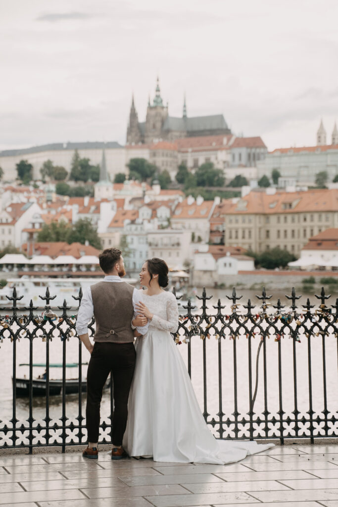 pre wedding photosession in Prague, Prague wedding photographer, elopement czechia, svatebni fotograf praha