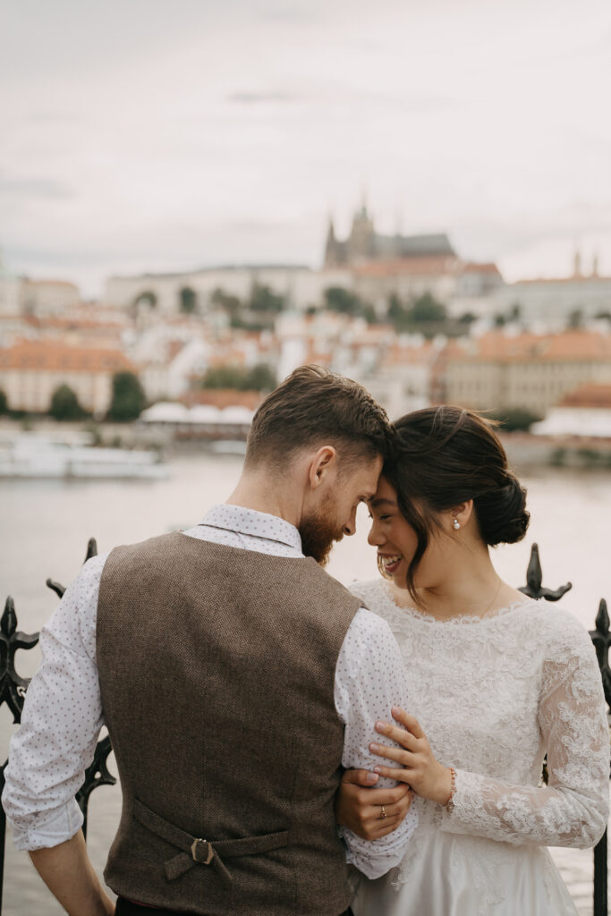 pre wedding photosession in Prague, Prague wedding photographer, elopement czechia, svatebni fotograf praha