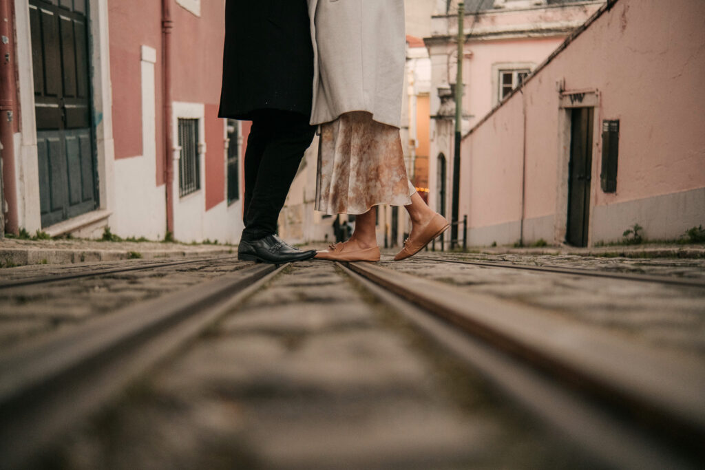 Couple photoshoot in Lisbon, Lisbon photographer, portugal photographer, elopement portugal, engagement lisbon
