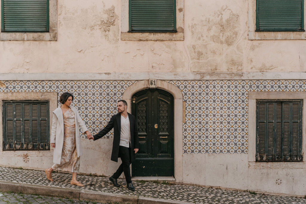 Couple photoshoot in Lisbon, Lisbon photographer, portugal photographer, elopement portugal, engagement lisbon