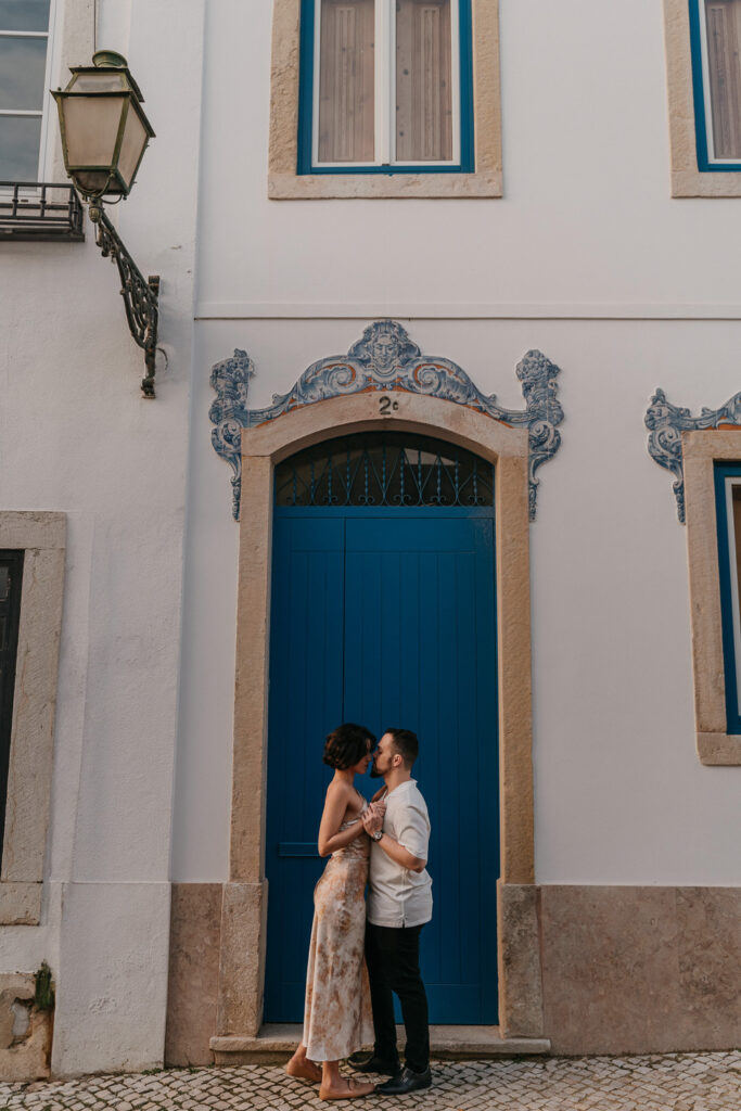 Couple photoshoot in Lisbon, Lisbon photographer, portugal photographer, elopement portugal, engagement lisbon