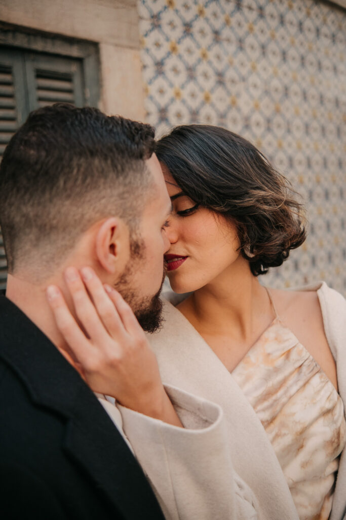 Couple photoshoot in Lisbon, Lisbon photographer, portugal photographer, elopement portugal, engagement lisbon