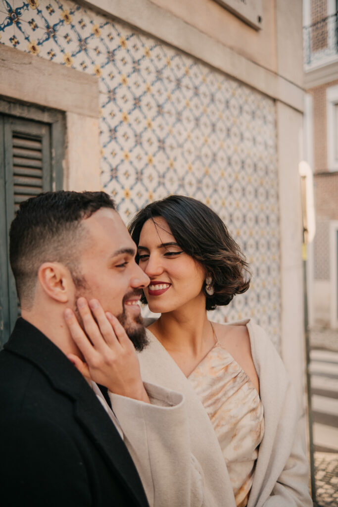 Couple photoshoot in Lisbon, Lisbon photographer, portugal photographer, elopement portugal, engagement lisbon