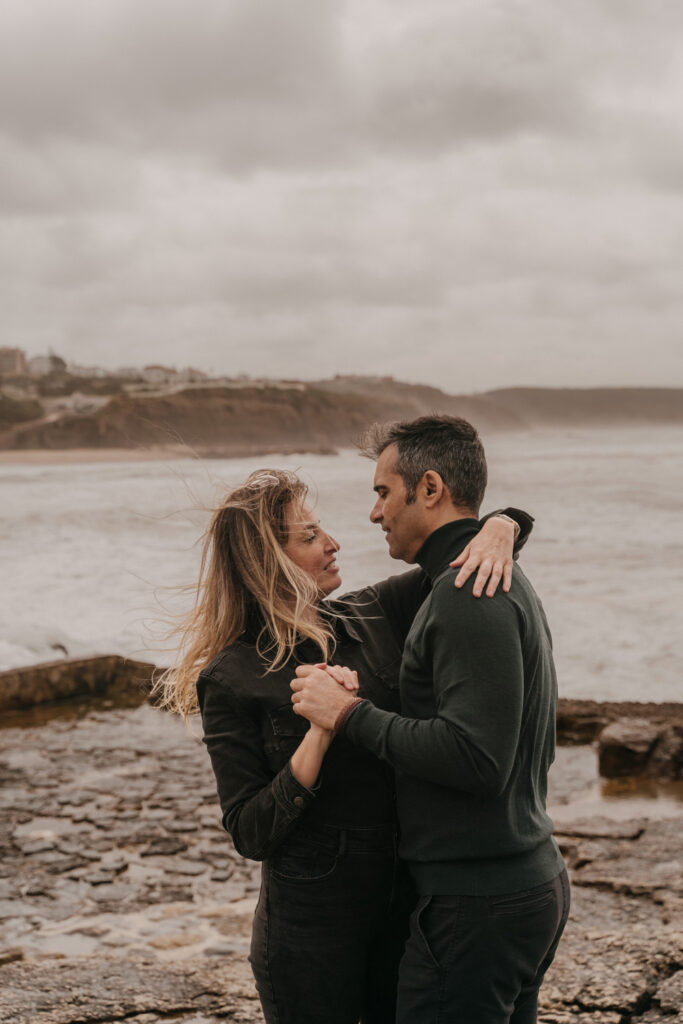 couple photoshoot ericeira, lisbon photoshoot, lisbon photographer, portugal photographer, destination europian photographer