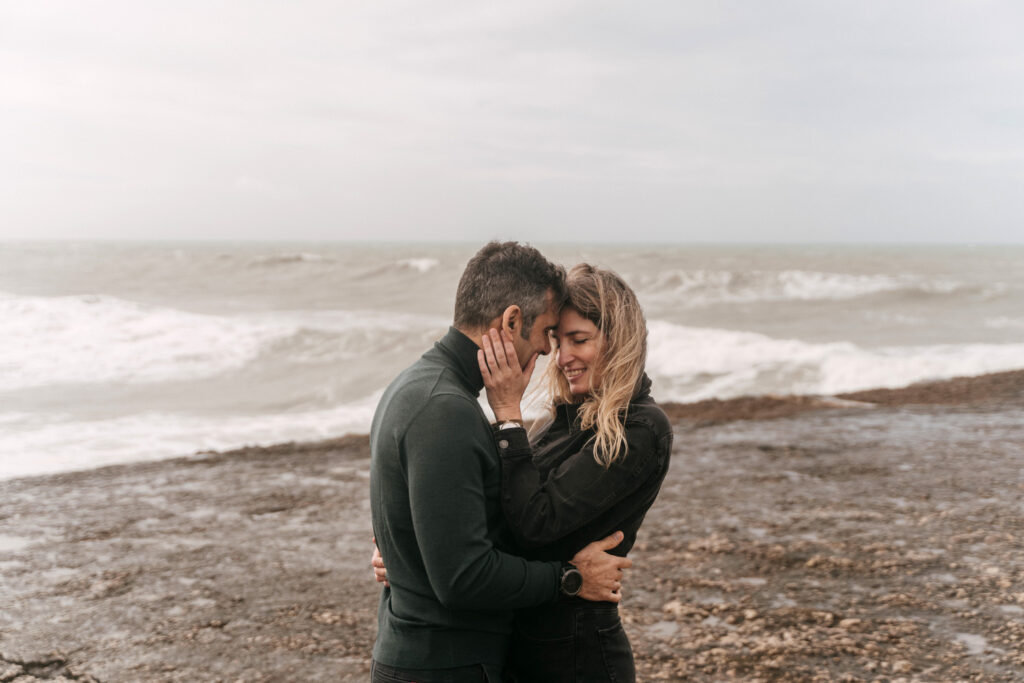 couple photoshoot ericeira, lisbon photoshoot, lisbon photographer, portugal photographer, destination europian photographer