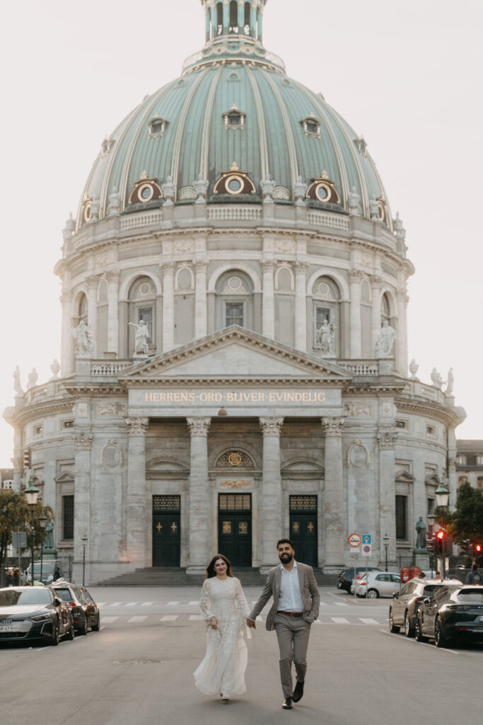 Couple photoshoot in Copenhagen, Copenhagen photoshoot, Copenhagen Photographer, Denmark wedding photographer, Denmark elopement photographer