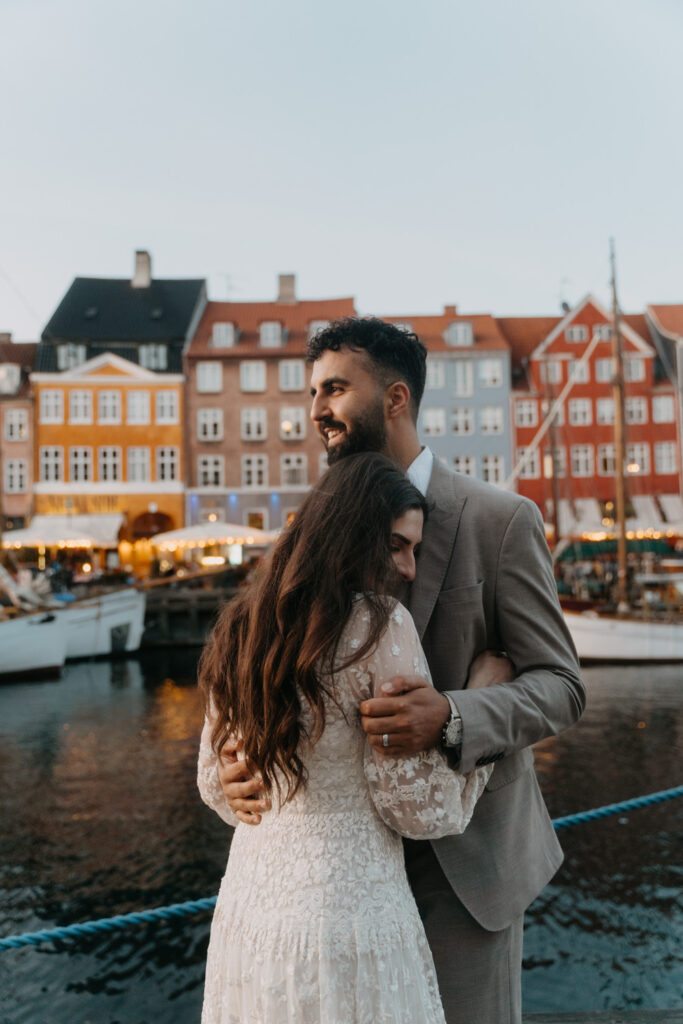 Couple photoshoot in Copenhagen, Copenhagen photoshoot, Copenhagen Photographer, Denmark wedding photographer, Denmark elopement photographer