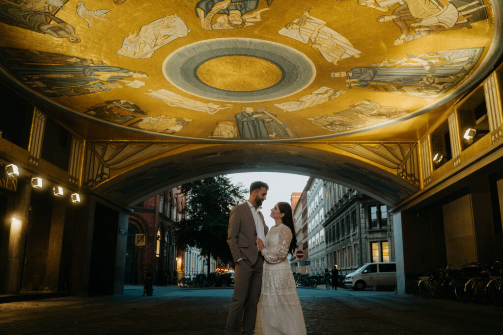 Couple photoshoot in Copenhagen, Copenhagen photoshoot, Copenhagen Photographer, Denmark wedding photographer, Denmark elopement photographer