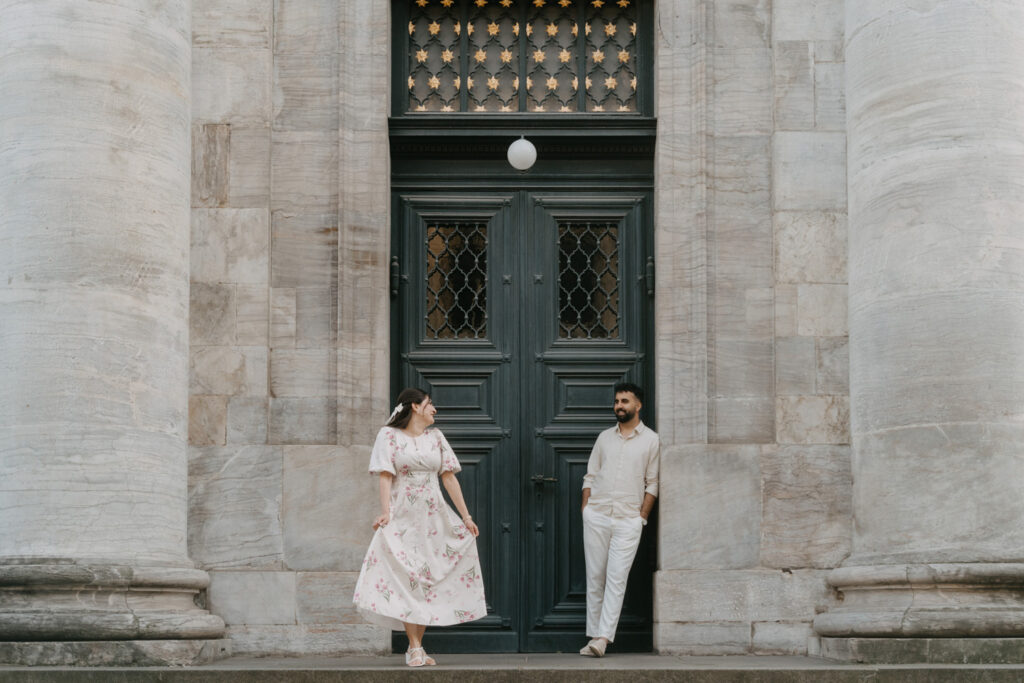 Couple photoshoot in Copenhagen, Copenhagen photoshoot, Copenhagen Photographer, Denmark wedding photographer, Denmark elopement photographer