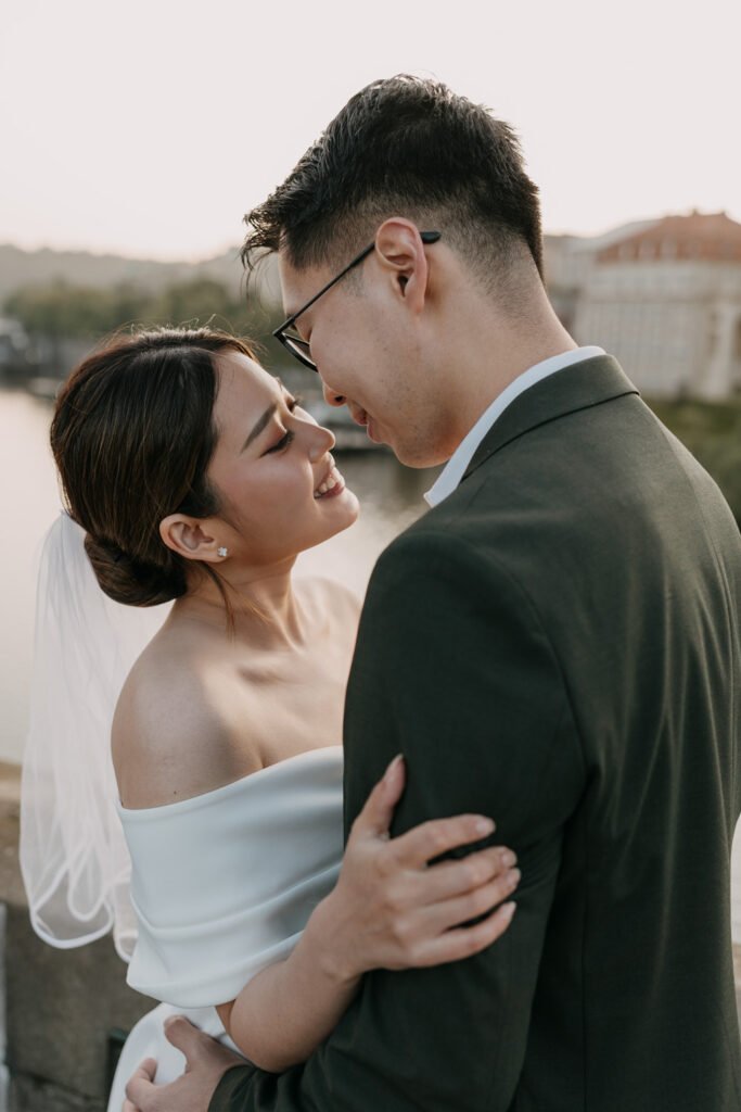 prewedding photosession in Prague, Prague photographer, destination photographer europe, engagement photographe rin prague, avvagraphy