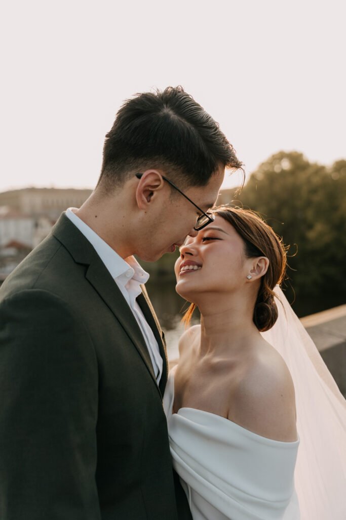 prewedding photosession in Prague, Prague photographer, destination photographer europe, engagement photographe rin prague, avvagraphy