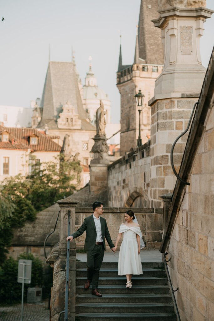 prewedding photosession in Prague, Prague photographer, destination photographer europe, engagement photographe rin prague, avvagraphy