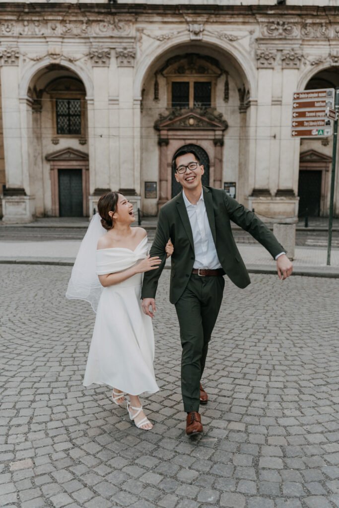 prewedding photosession in Prague, Prague photographer, destination photographer europe, engagement photographe rin prague, avvagraphy