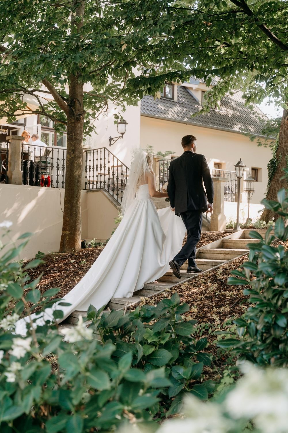 Wedding in Prague, Prague wedding photographer, chateau trnova, wedding venue czechia, wedding venue prague, prague wedding photographer