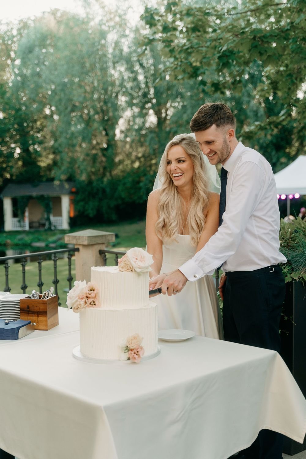 Wedding in Prague, Prague wedding photographer, chateau trnova, wedding venue czechia, wedding venue prague, prague wedding photographer