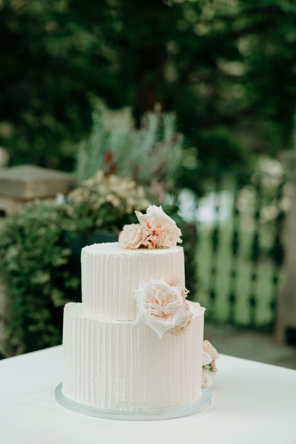 Wedding in Prague, Prague wedding photographer, chateau trnova, wedding venue czechia, wedding venue prague, prague wedding photographer