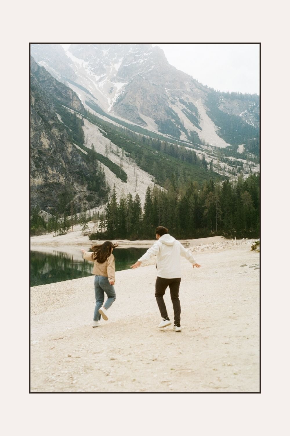 dolomites elopement photoshoot, 35 mm frame, film photographer, dolomites, surprise engagement in dolomites, dolomites photographer