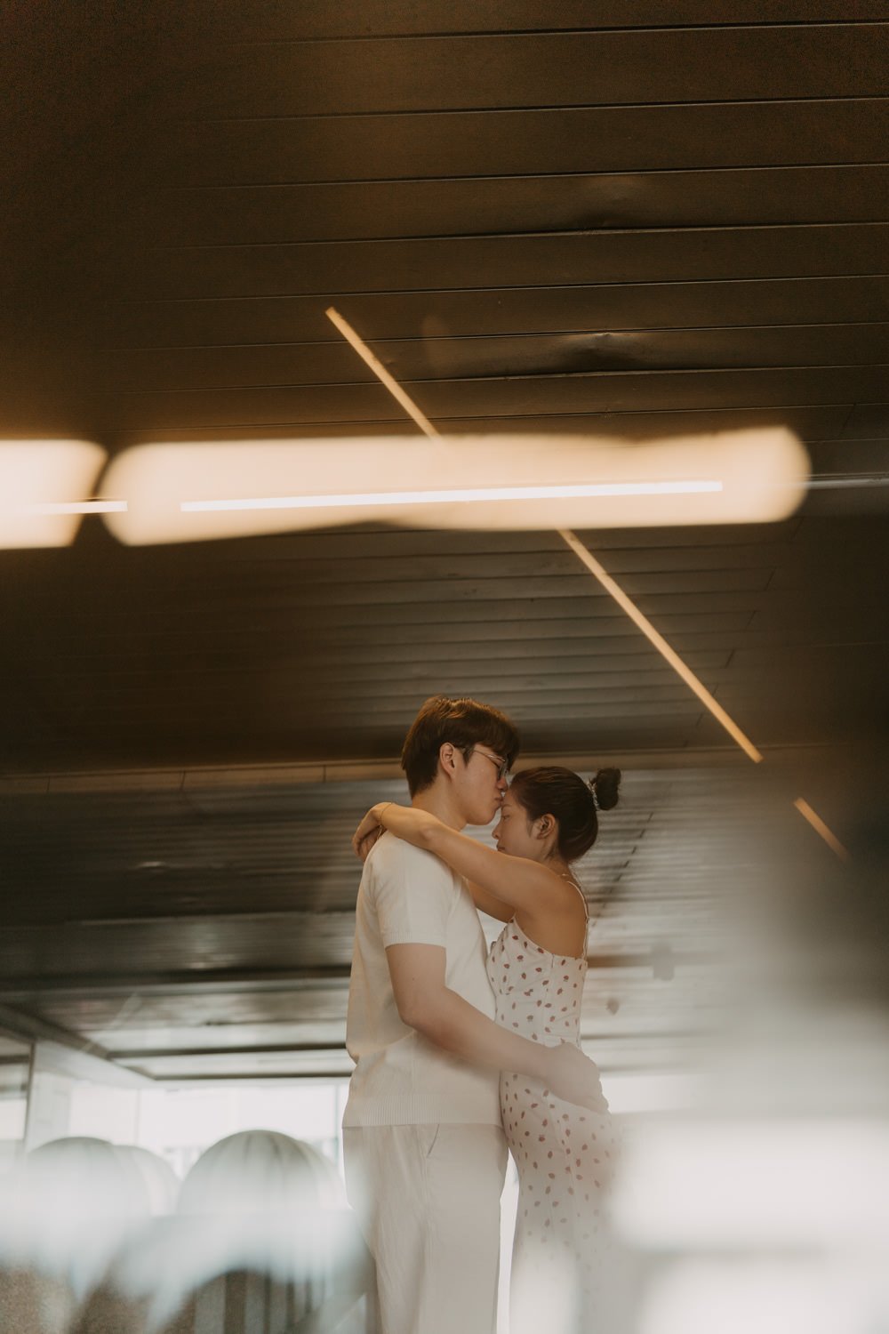 prague photographer, couple photosession at national theatre, best photographer in Prague, photoshoot at naplavka